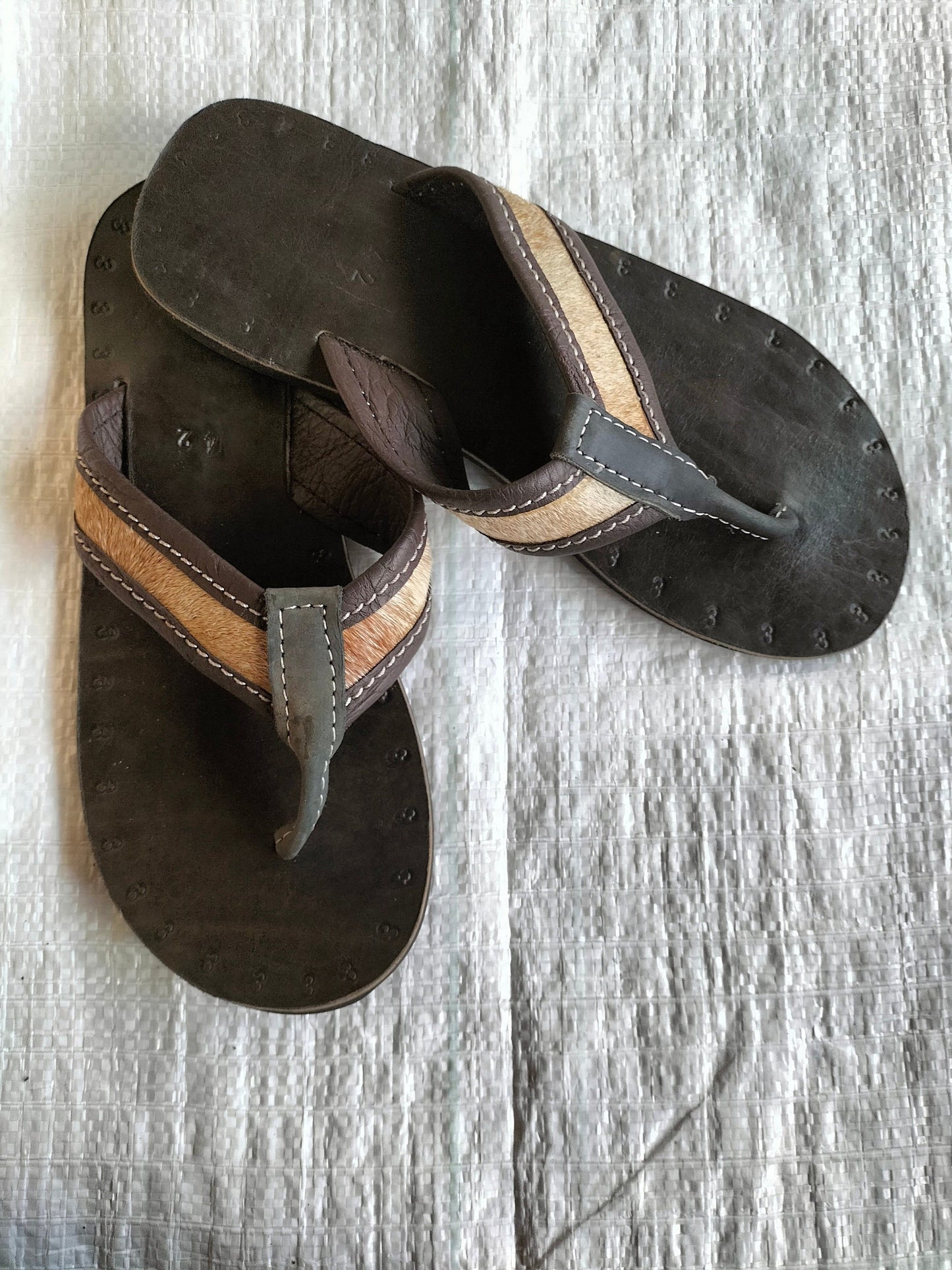 Handmade African Men's Sandals/Genuine Leather Beaded Flip-Flops/Comfortable Summer Sandals for Men/African Shoes/Unique Gift for Him