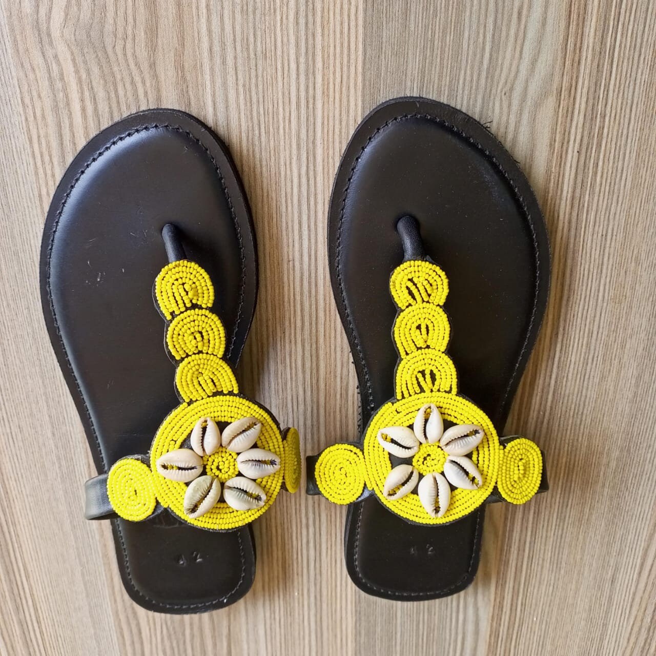 Handmade African Beaded Sandals/Authentic Maasai-Style Leather Flip-Flops Women/Boho Beach Sandals/Comfortable Summer Sandal African Gifts