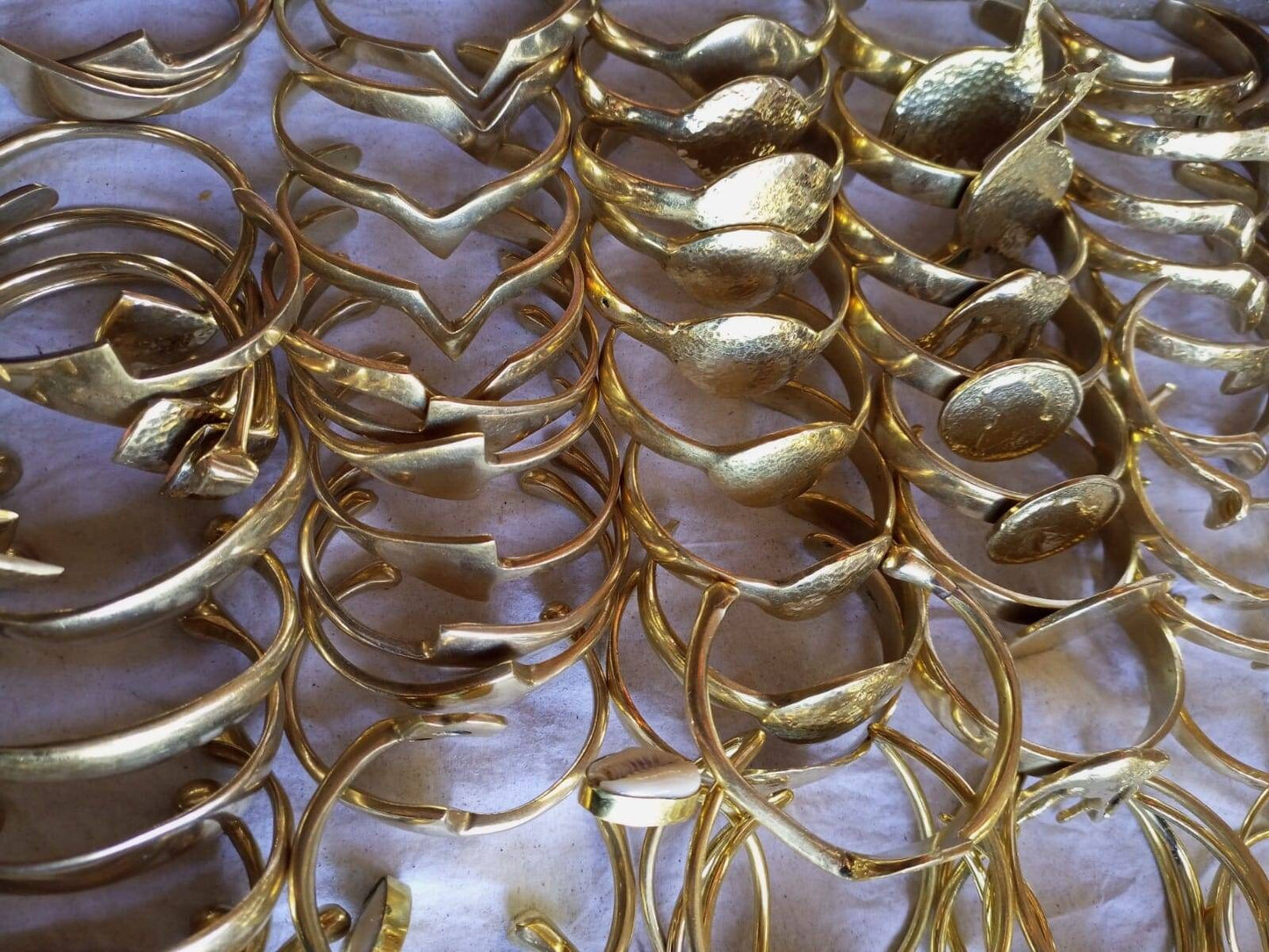 ON SALE: Wholesale African brass bracelets, A set of 50brass bracelets, African continent bracelet, Wholesale brass bangles, Christmas gift