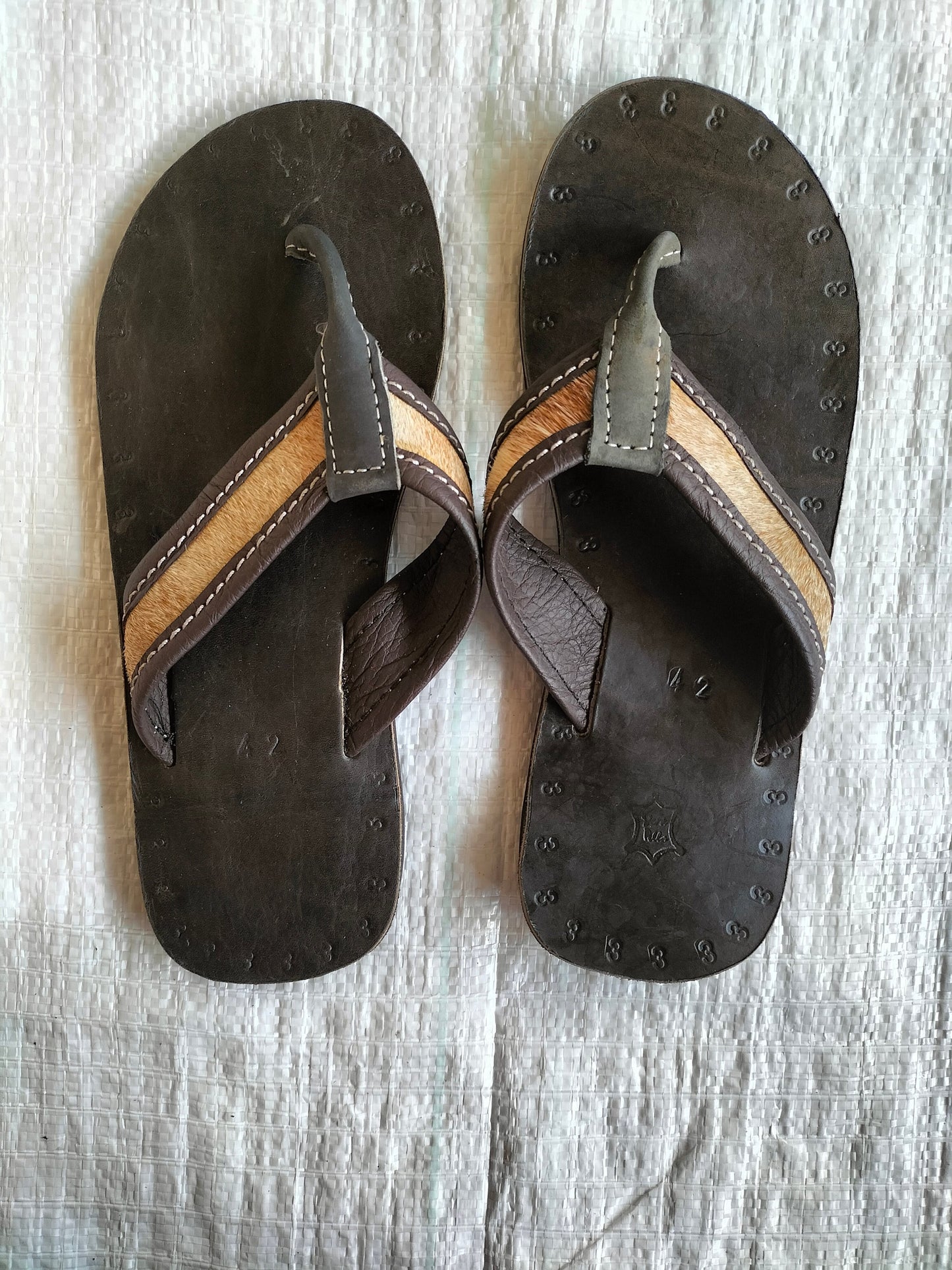 Handmade African Men's Sandals/Genuine Leather Beaded Flip-Flops/Comfortable Summer Sandals for Men/African Shoes/Unique Gift for Him