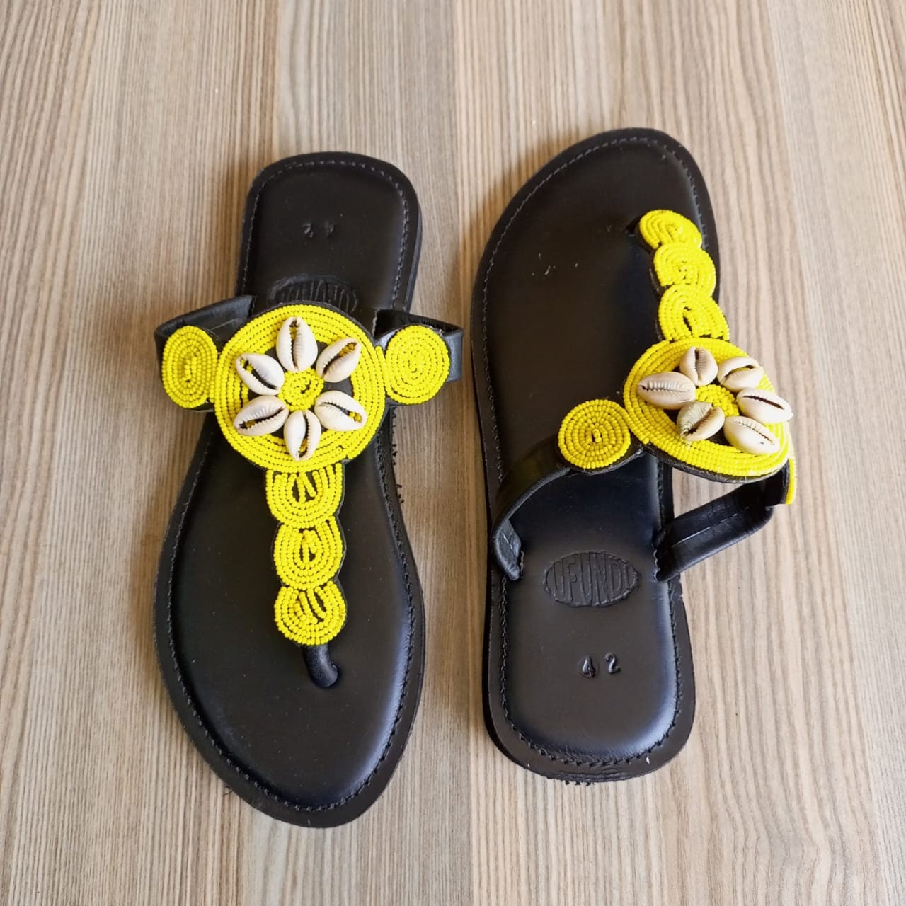 Handmade African Beaded Sandals/Authentic Maasai-Style Leather Flip-Flops Women/Boho Beach Sandals/Comfortable Summer Sandal African Gifts