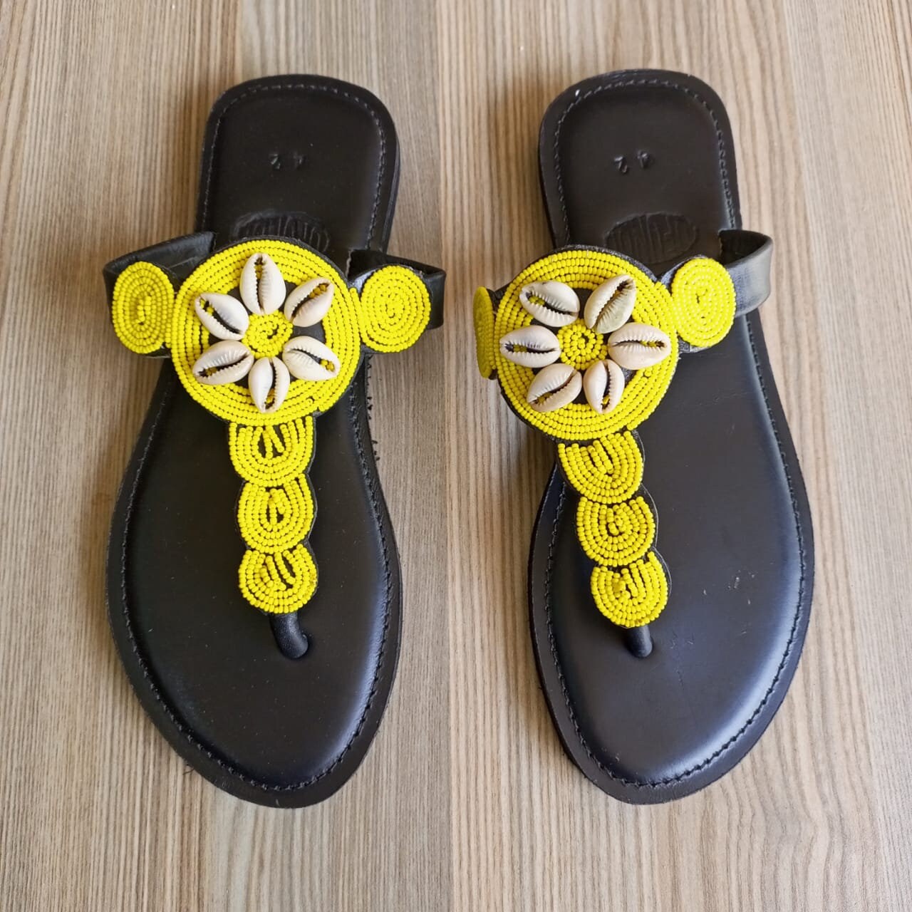 Handmade African Beaded Sandals/Authentic Maasai-Style Leather Flip-Flops Women/Boho Beach Sandals/Comfortable Summer Sandal African Gifts