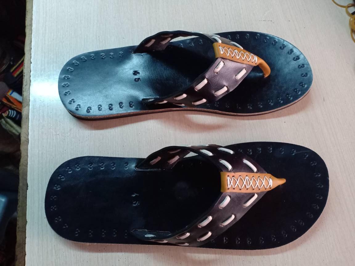 CUSTOMIZED Leather Men's Sandals/Genuine Leather Beaded Flip-Flops/Comfortable Summer Sandals for Men/African Shoes/Unique Gift for Him