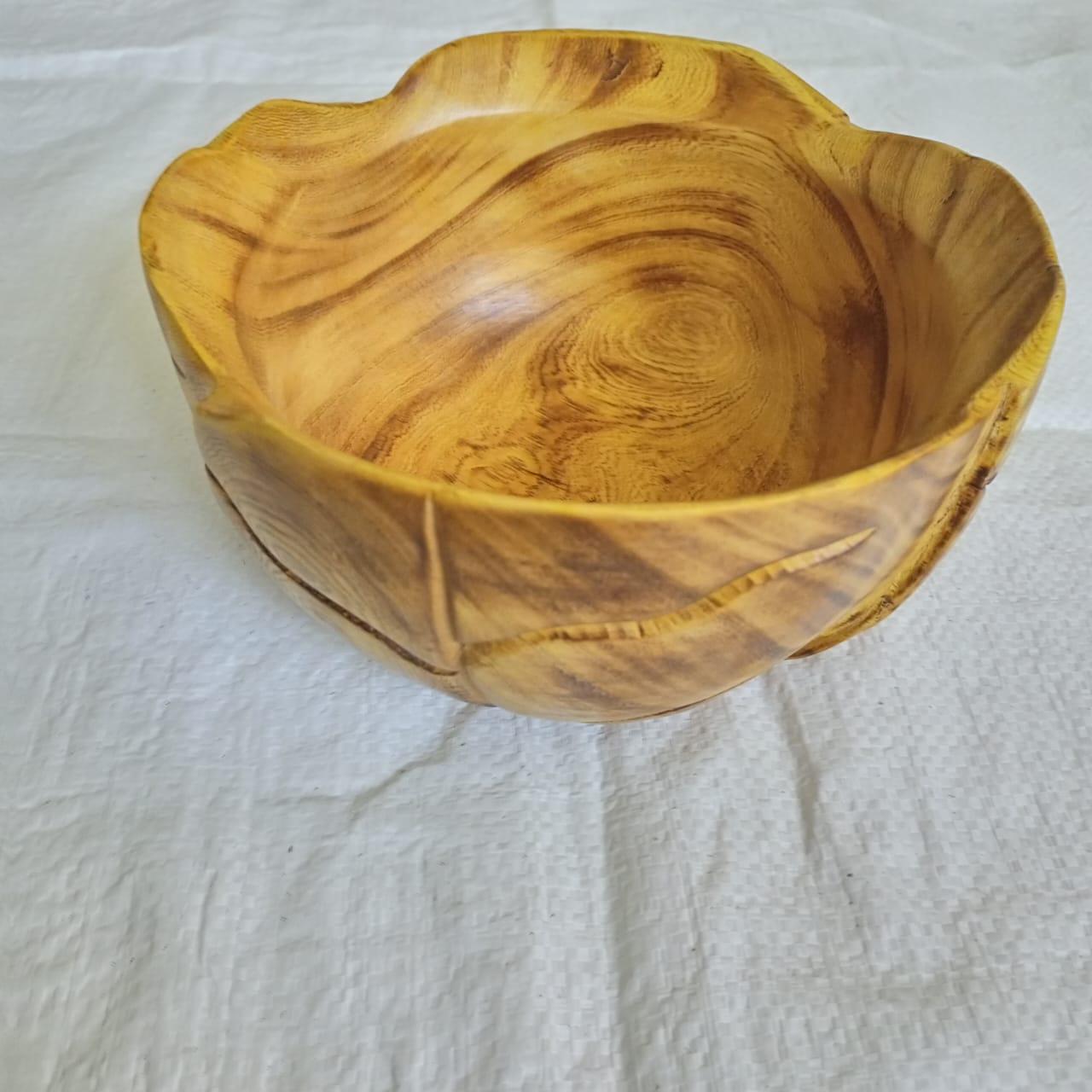 Handmade Wooden Bowl Candle | Christmas Soy Candle bowl| Holiday Gift | Rustic Home Decor | Aromatherapy Candle in Wooden Bowl