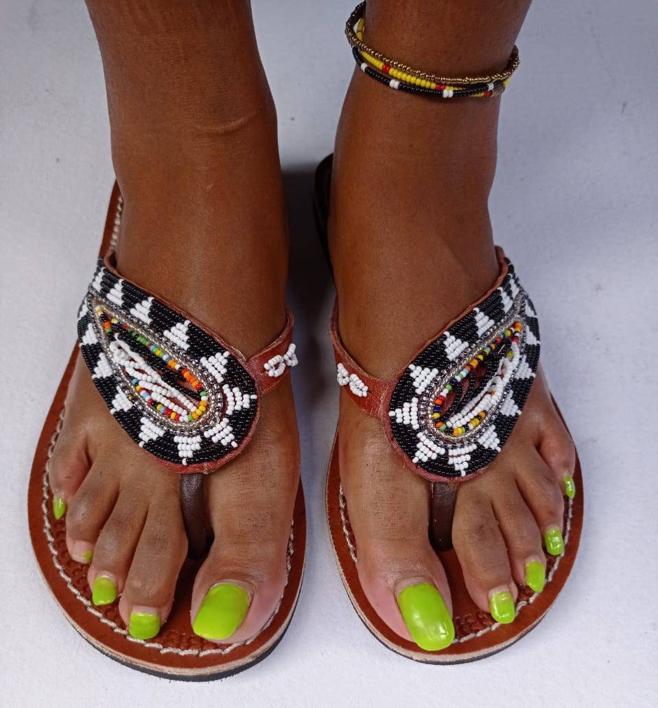 Handmade African Beaded Sandals/Authentic Maasai-Style Leather Flip-Flops Women/Boho Beach Sandals/Comfortable Summer Sandal African Gifts