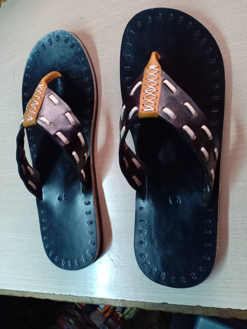 CUSTOMIZED Leather Men's Sandals/Genuine Leather Beaded Flip-Flops/Comfortable Summer Sandals for Men/African Shoes/Unique Gift for Him