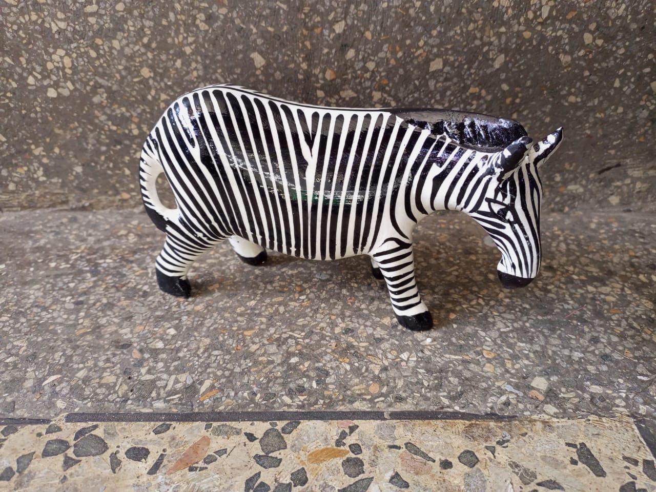African Handcrafted Zebra Wood Carving/Unique African Wildlife Art for Home Décor/Bookshelf Decor, Animal Figurines/Home Decor/Safari Décor