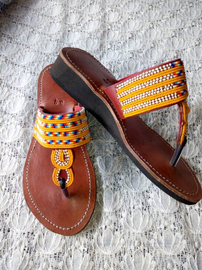 CUSTOMIZED Wege Beaded Sandals/Authentic Maasai-Style Leather Flip-Flops Women/Boho Beach Sandals/Comfortable Summer Sandal African Gifts