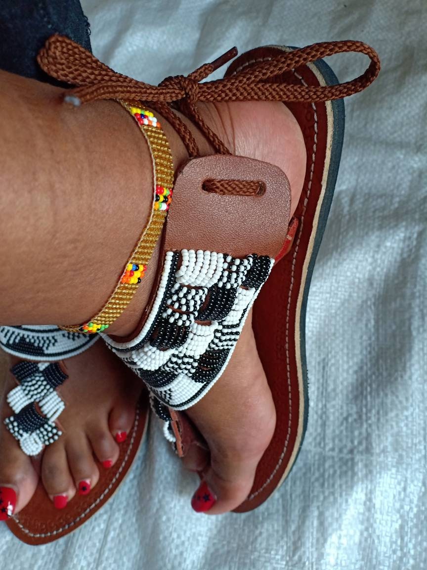 Handmade African Beaded Sandals/Authentic Maasai-Style Leather Flip-Flops Women/Boho Beach Sandals/Comfortable Summer Sandal African Gifts
