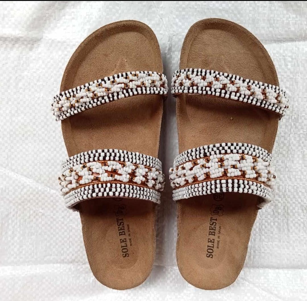 Handmade African Beaded Sandals/Authentic Maasai-Style Leather Flip-Flops Women/Boho Beach Sandals/Comfortable Summer Sandal African Gifts