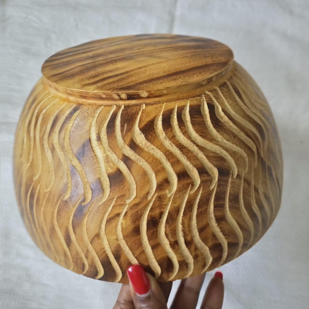 Handmade Wooden Bowl Candle | Christmas Soy Candle bowl| Holiday Gift | Rustic Home Decor | Aromatherapy Candle in Wooden Bowl