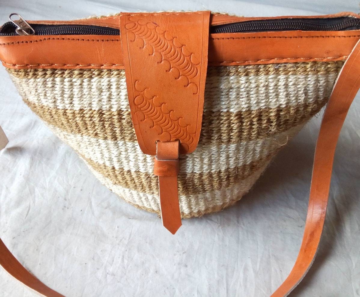 Handmade Woven Sisal Sling Bag - Boho Eco-Friendly Crossbody Bag | Sustainable Natural Fiber Purse | African Artisan Handcrafted Bag