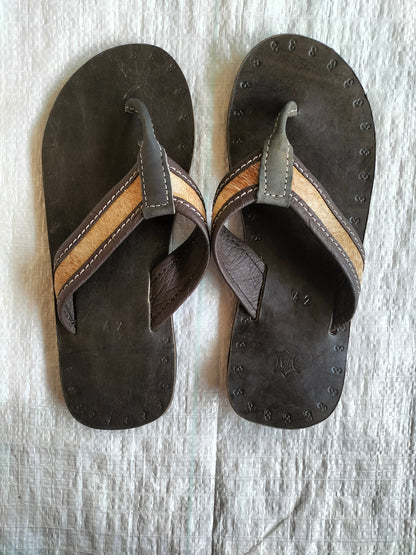 Handmade African Men's Sandals/Genuine Leather Beaded Flip-Flops/Comfortable Summer Sandals for Men/African Shoes/Unique Gift for Him