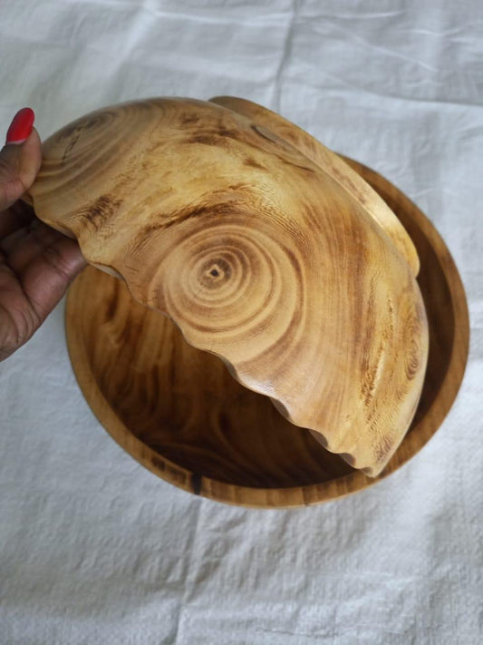 Handmade Wooden Bowl Candle | Christmas Soy Candle bowl| Holiday Gift | Rustic Home Decor | Aromatherapy Candle in Wooden Bowl