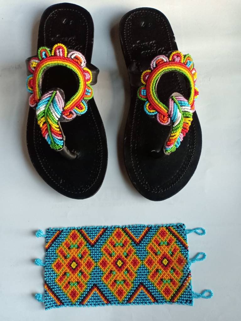 Handmade African Beaded Sandals/Authentic Maasai-Style Leather Flip-Flops Women/Boho Beach Sandals/Comfortable Summer Sandal African Gifts