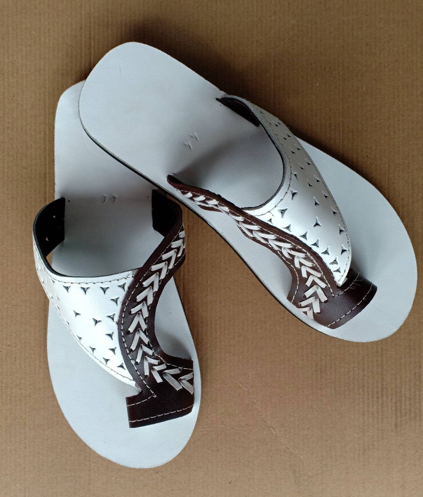 Handmade African Men's Sandals/Genuine Leather Beaded Flip-Flops/Comfortable Summer Sandals for Men/African Shoes/Unique Gift for Him