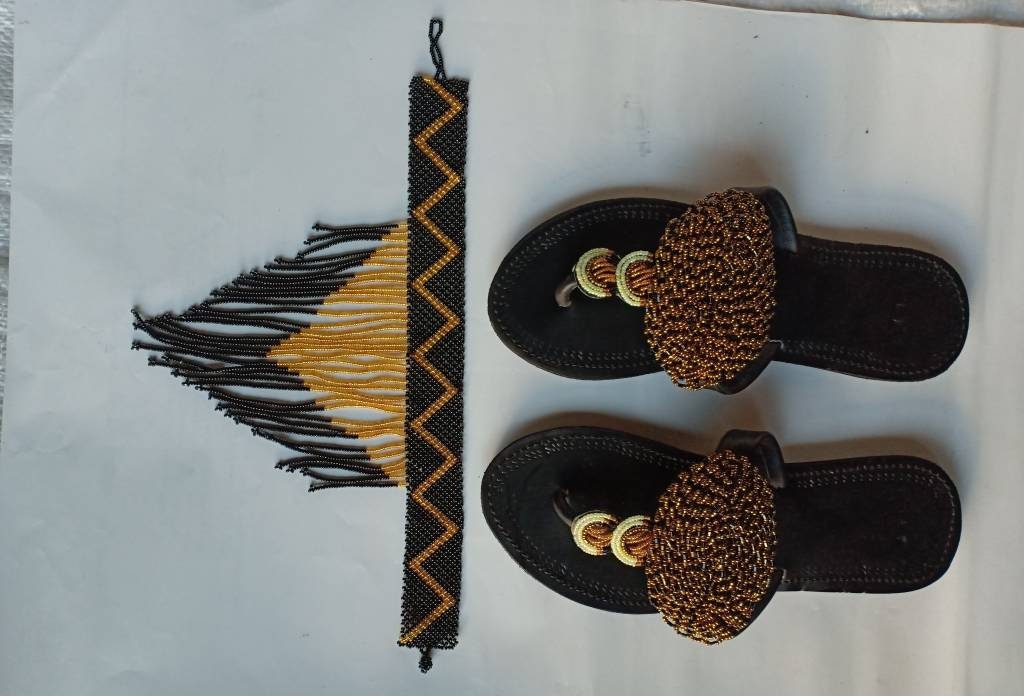 Handmade African Beaded Sandals/Authentic Maasai-Style Leather Flip-Flops Women/Boho Beach Sandals/Comfortable Summer Sandal African Gifts
