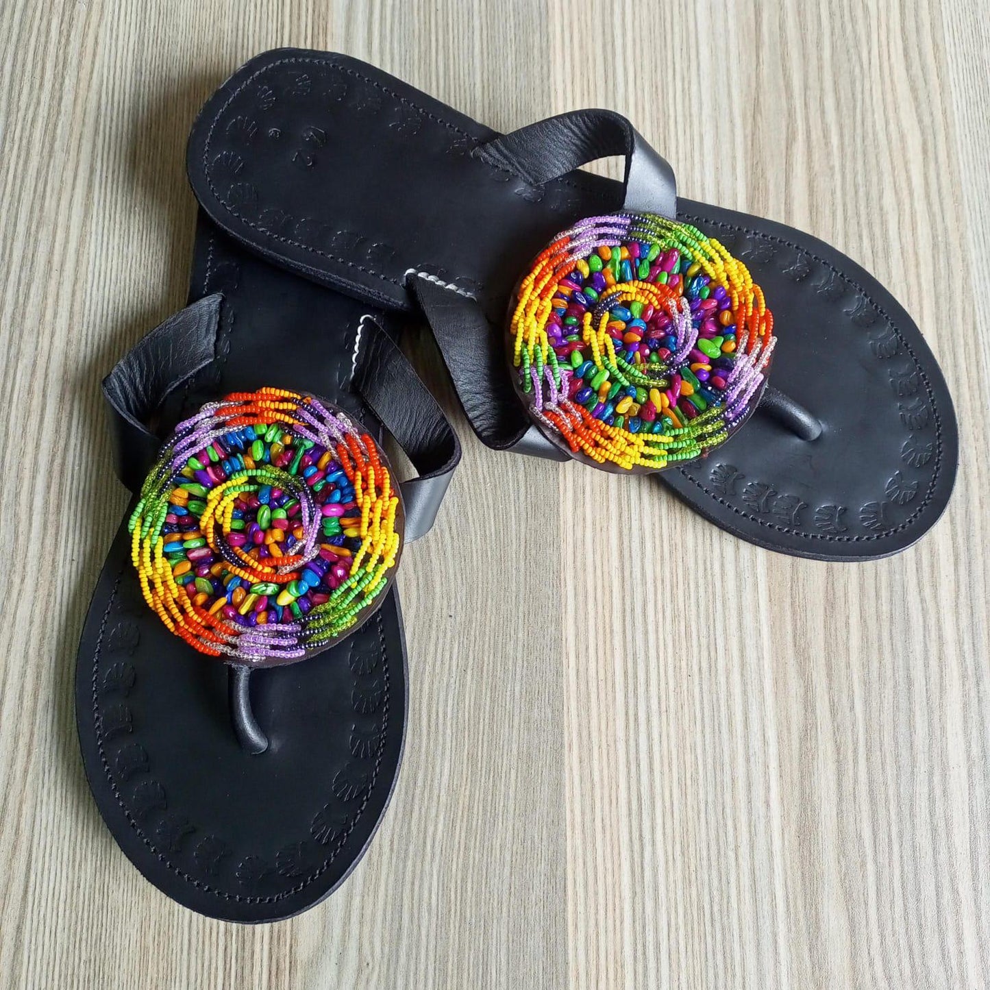 Handmade African Beaded Sandals/Authentic Maasai-Style Leather Flip-Flops Women/Boho Beach Sandals/Comfortable Summer Sandal African Gifts