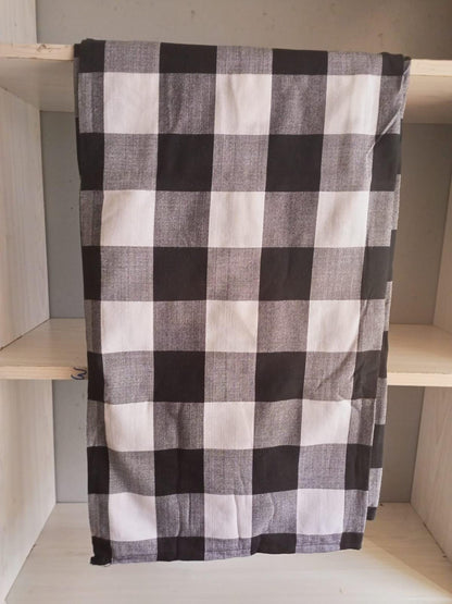 Authentic Maasai Shuka Blanket - Traditional African Tribal Wrap, Red Plaid Safari Blanket for Home Décor or Outdoor Adventures