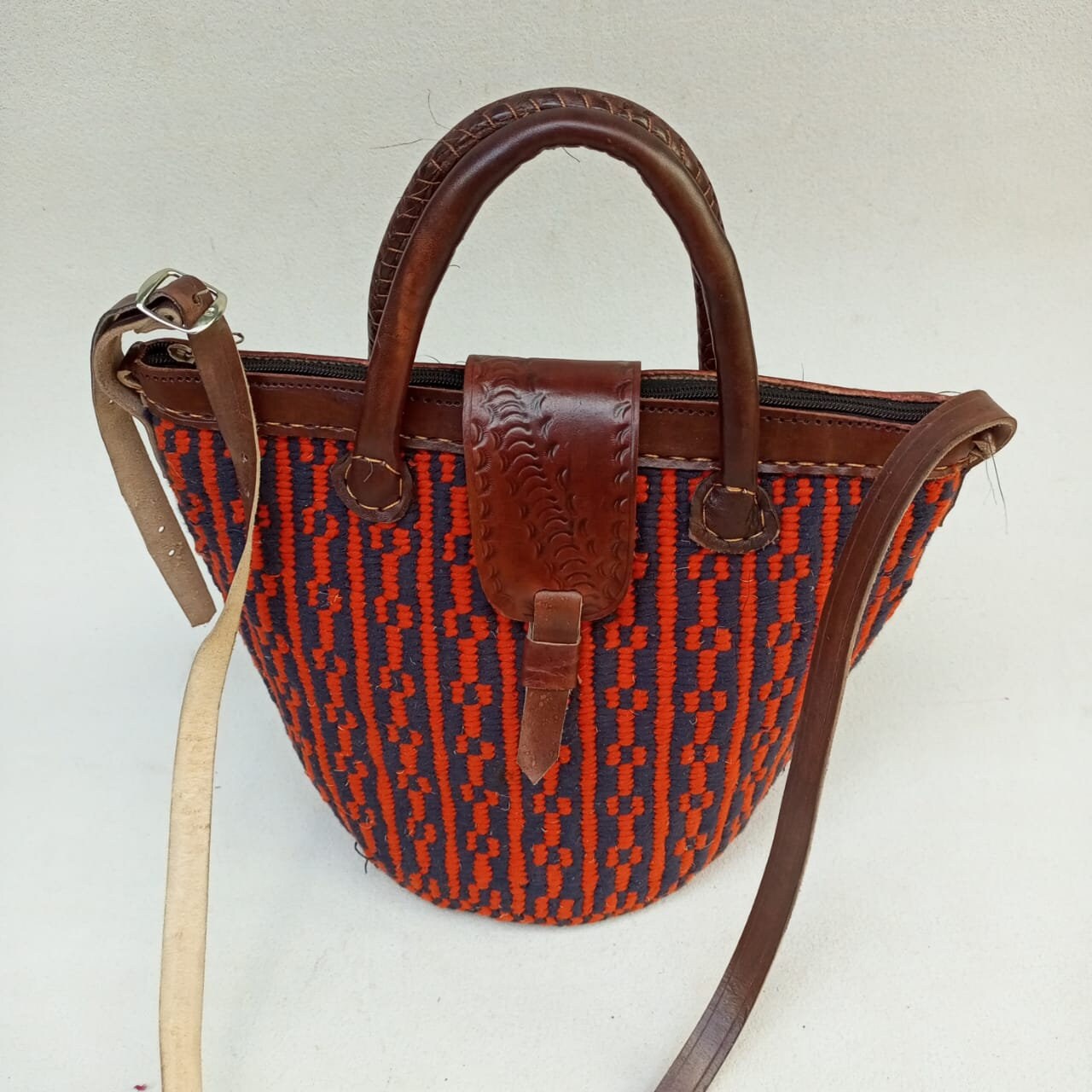 Handmade Woven Sisal Sling Bag - Boho Eco-Friendly Crossbody Bag | Sustainable Natural Fiber Purse | African Artisan Handcrafted Bag