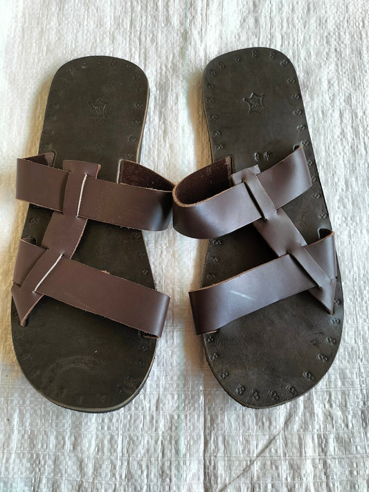 Handmade African Men's Sandals/Genuine Leather Beaded Flip-Flops/Comfortable Summer Sandals for Men/African Shoes/Unique Gift for Him