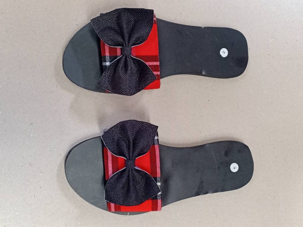 Handmade African Beaded Sandals/Authentic Maasai-Style Leather Flip-Flops Women/Boho Beach Sandals/Comfortable Summer Sandal African Gifts
