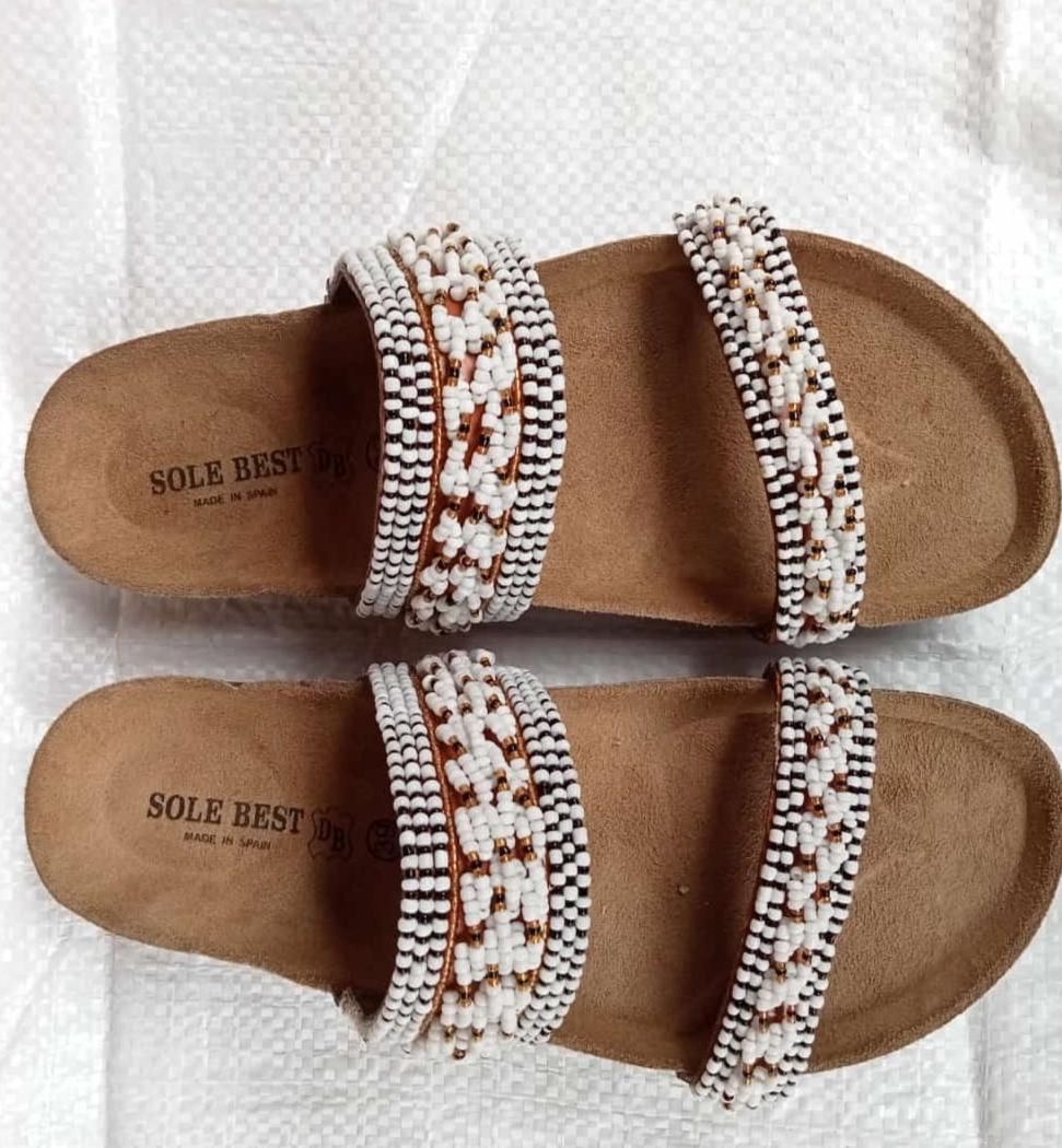 Handmade African Beaded Sandals/Authentic Maasai-Style Leather Flip-Flops Women/Boho Beach Sandals/Comfortable Summer Sandal African Gifts
