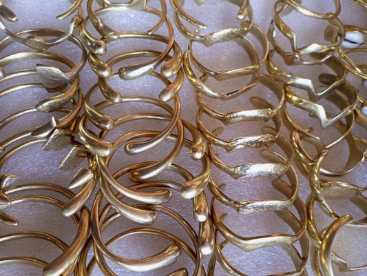 ON SALE: Wholesale African brass bracelets, A set of 50brass bracelets, African continent bracelet, Wholesale brass bangles, Christmas gift