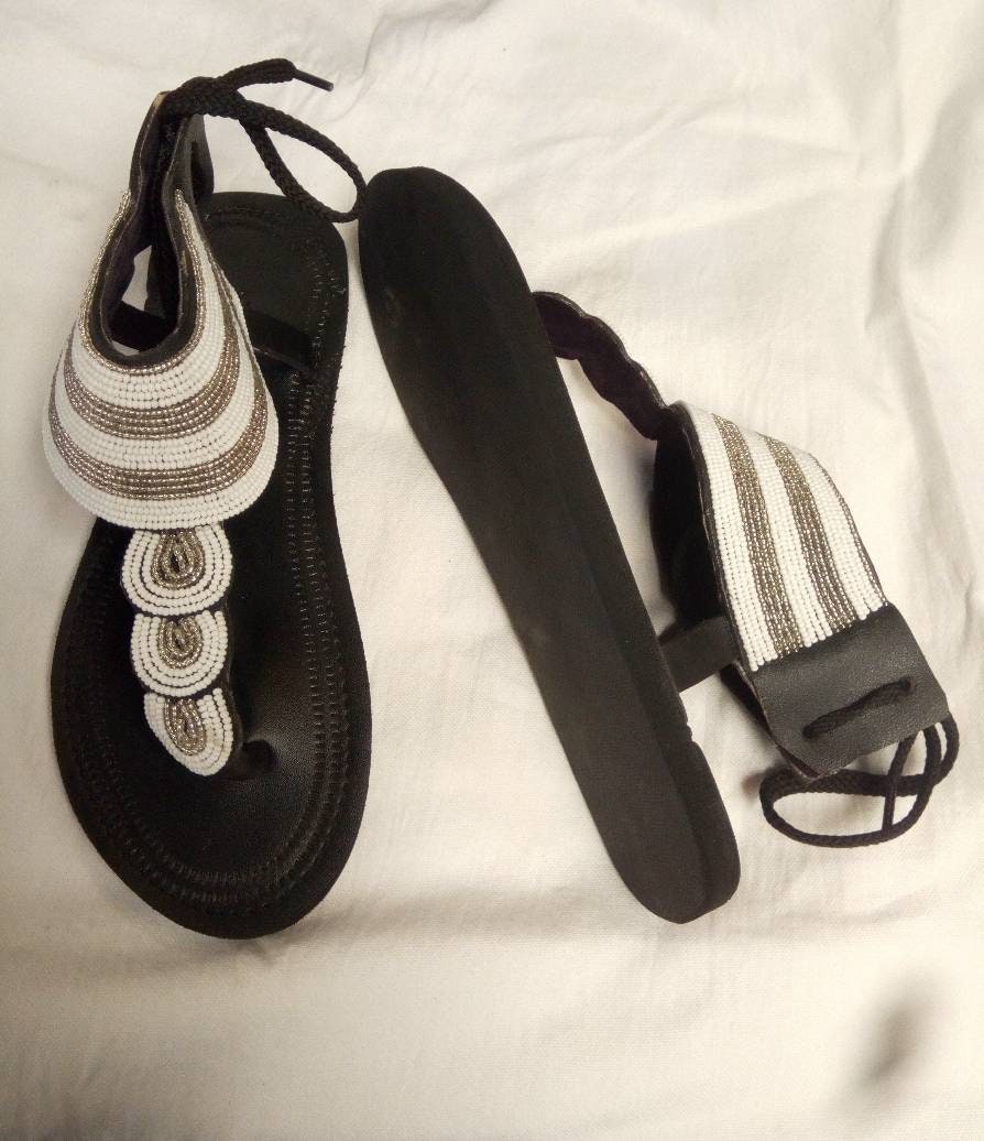 Handmade African Beaded Sandals/Authentic Maasai-Style Leather Flip-Flops Women/Boho Beach Sandals/Comfortable Summer Sandal African Gifts