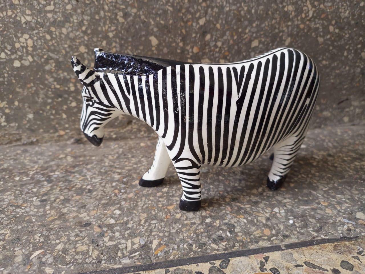 African Handcrafted Zebra Wood Carving/Unique African Wildlife Art for Home Décor/Bookshelf Decor, Animal Figurines/Home Decor/Safari Décor