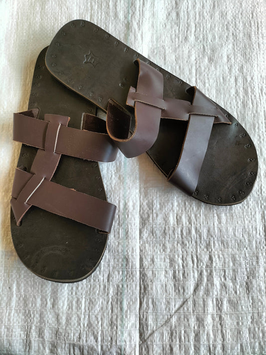 Handmade African Men's Sandals/Genuine Leather Beaded Flip-Flops/Comfortable Summer Sandals for Men/African Shoes/Unique Gift for Him