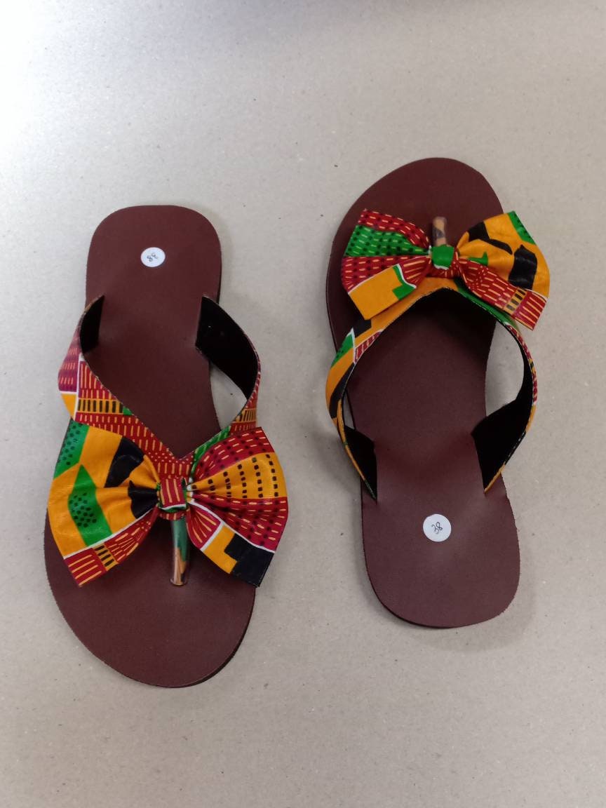Handmade African Beaded Sandals/Authentic Maasai-Style Leather Flip-Flops Women/Boho Beach Sandals/Comfortable Summer Sandal African Gifts