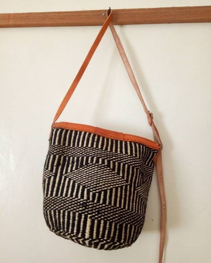 Handmade Woven Sisal Sling Bag - Boho Eco-Friendly Crossbody Bag | Sustainable Natural Fiber Purse | African Artisan Handcrafted Bag