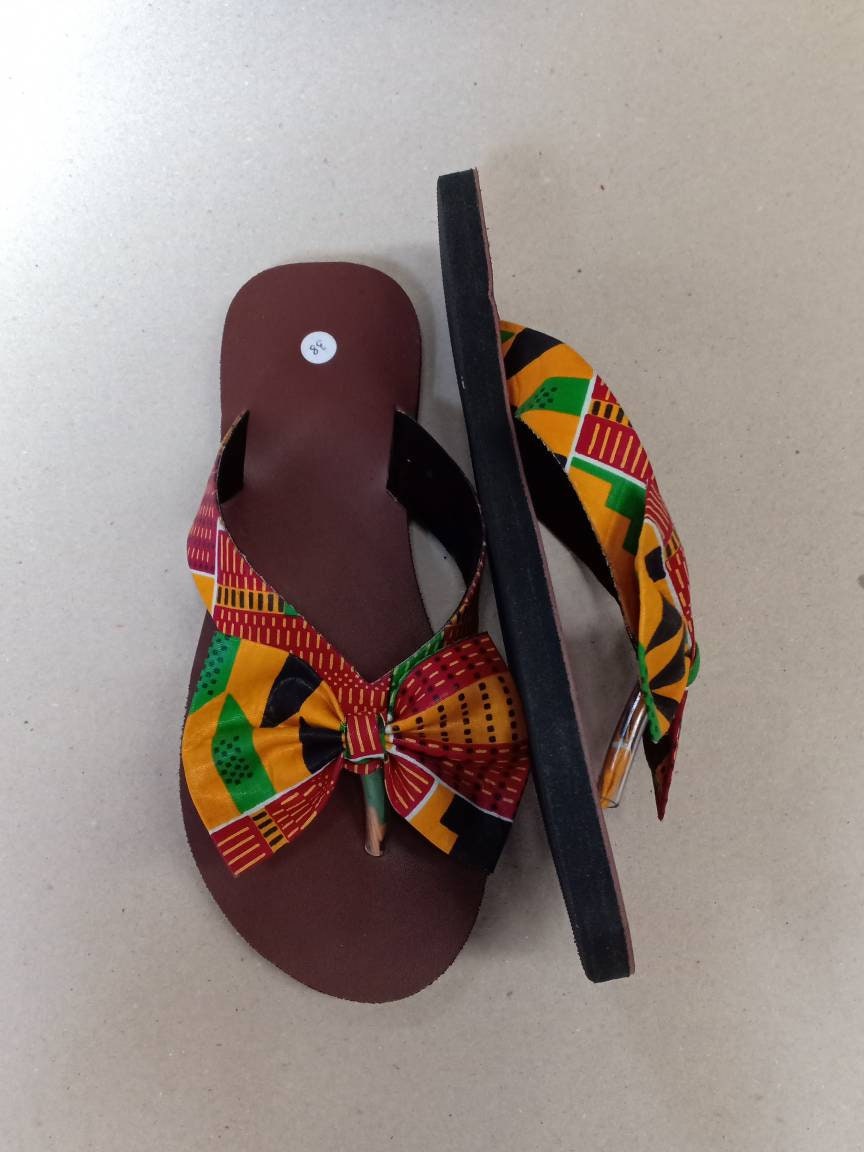 Handmade African Beaded Sandals/Authentic Maasai-Style Leather Flip-Flops Women/Boho Beach Sandals/Comfortable Summer Sandal African Gifts