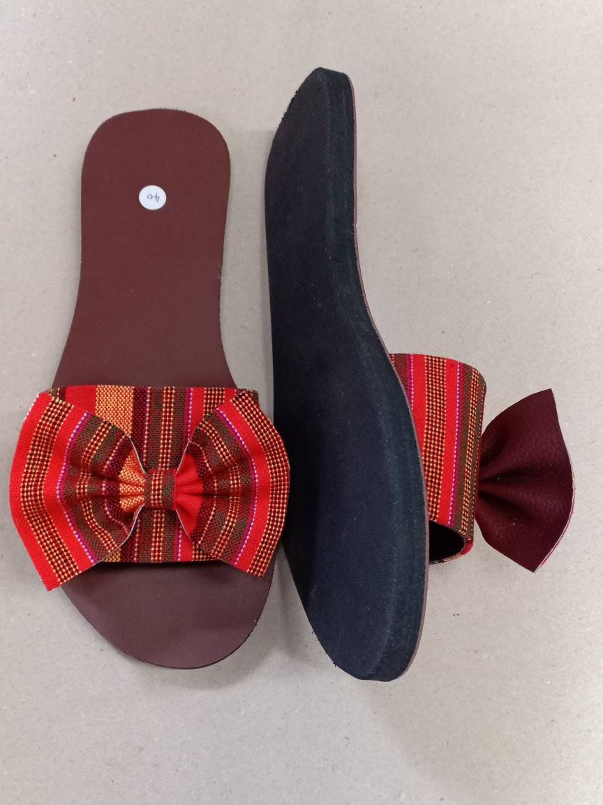 Handmade African Beaded Sandals/Authentic Maasai-Style Leather Flip-Flops Women/Boho Beach Sandals/Comfortable Summer Sandal African Gifts