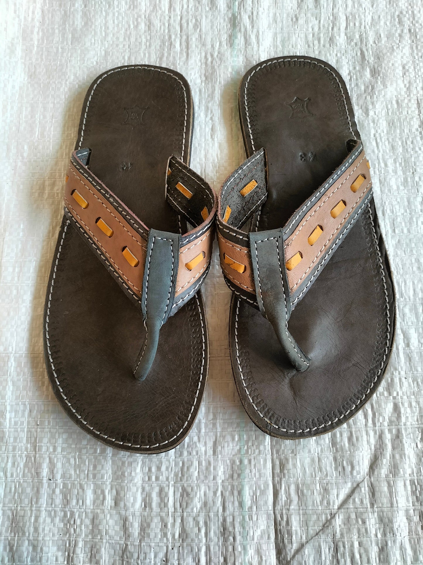 Handmade African Men's Sandals/Genuine Leather Beaded Flip-Flops/Comfortable Summer Sandals for Men/African Shoes/Unique Gift for Him