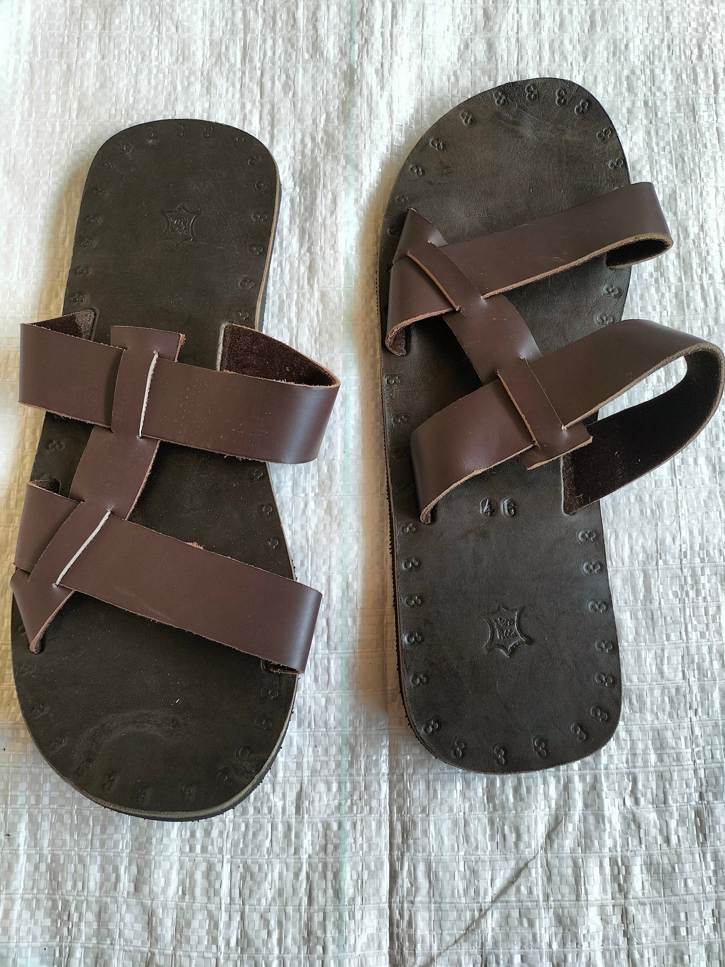 Handmade African Men's Sandals/Genuine Leather Beaded Flip-Flops/Comfortable Summer Sandals for Men/African Shoes/Unique Gift for Him