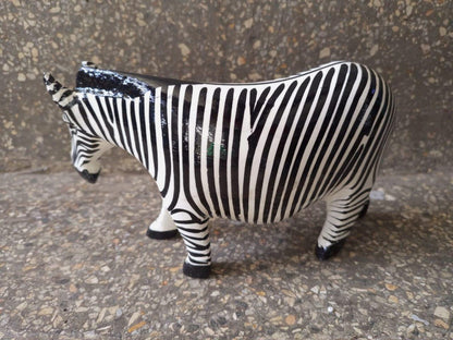 African Handcrafted Zebra Wood Carving/Unique African Wildlife Art for Home Décor/Bookshelf Decor, Animal Figurines/Home Decor/Safari Décor