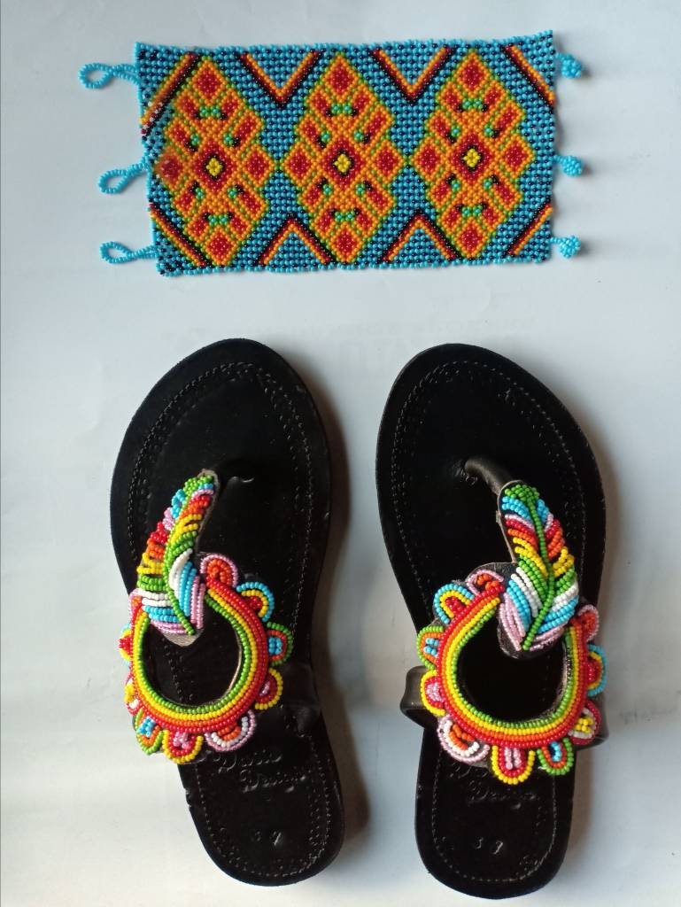 Handmade African Beaded Sandals/Authentic Maasai-Style Leather Flip-Flops Women/Boho Beach Sandals/Comfortable Summer Sandal African Gifts